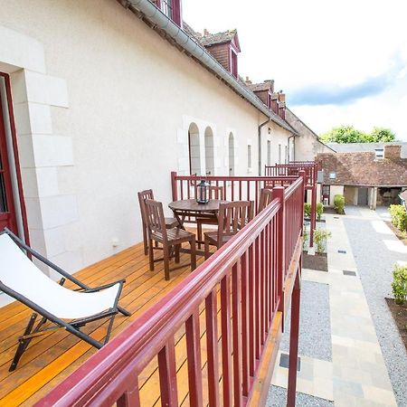 Les Suites Du Chateau De 舍维尼 外观 照片