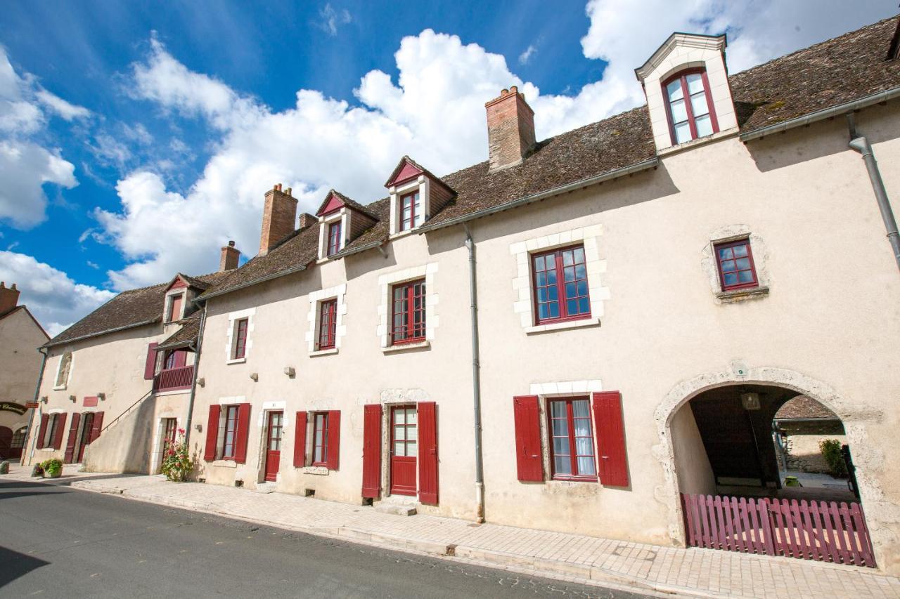 Les Suites Du Chateau De 舍维尼 外观 照片