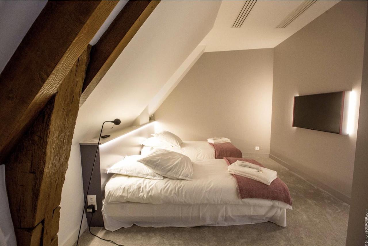 Les Suites Du Chateau De 舍维尼 外观 照片