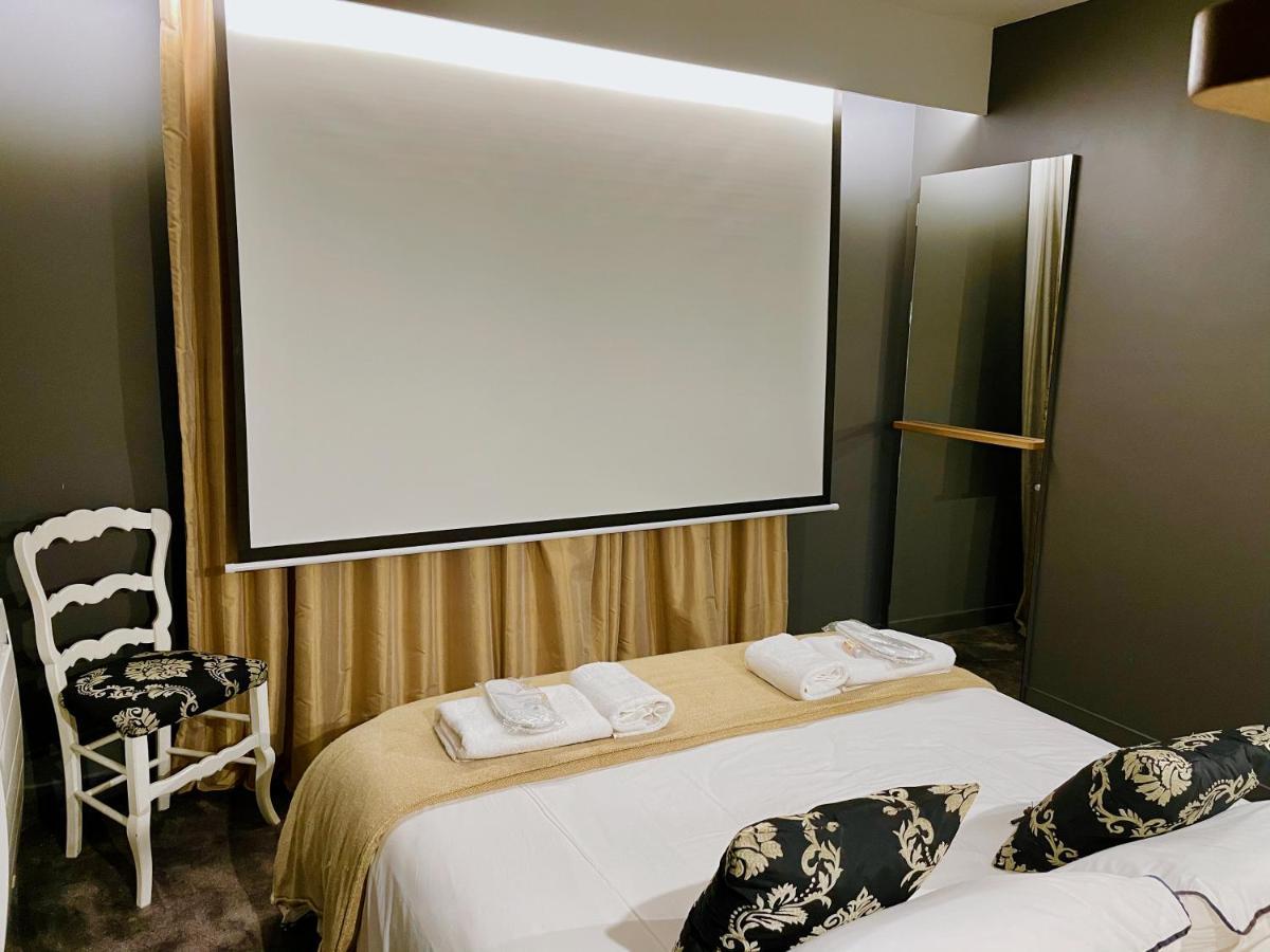 Les Suites Du Chateau De 舍维尼 外观 照片
